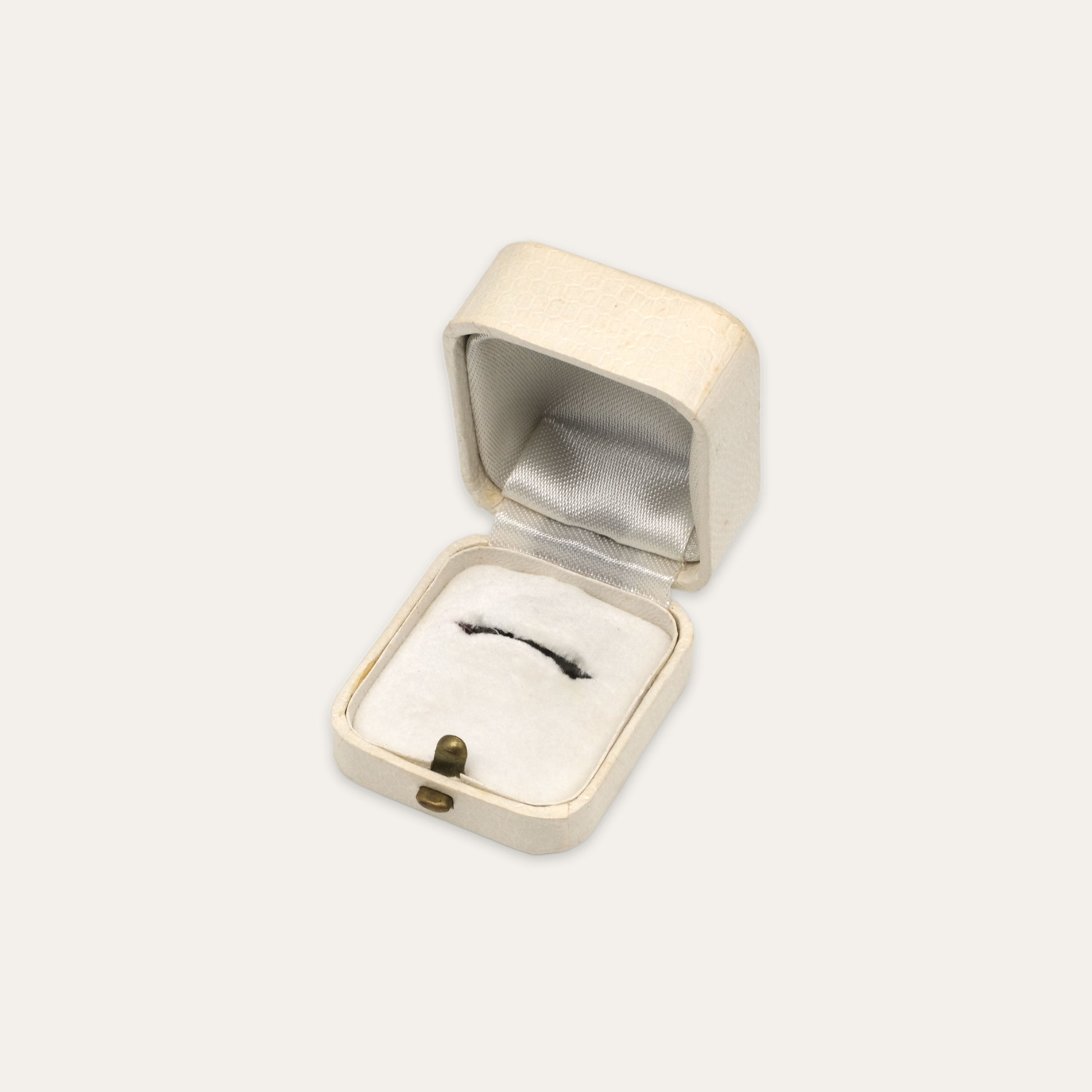 Le Diamant Ring Box | OOAK